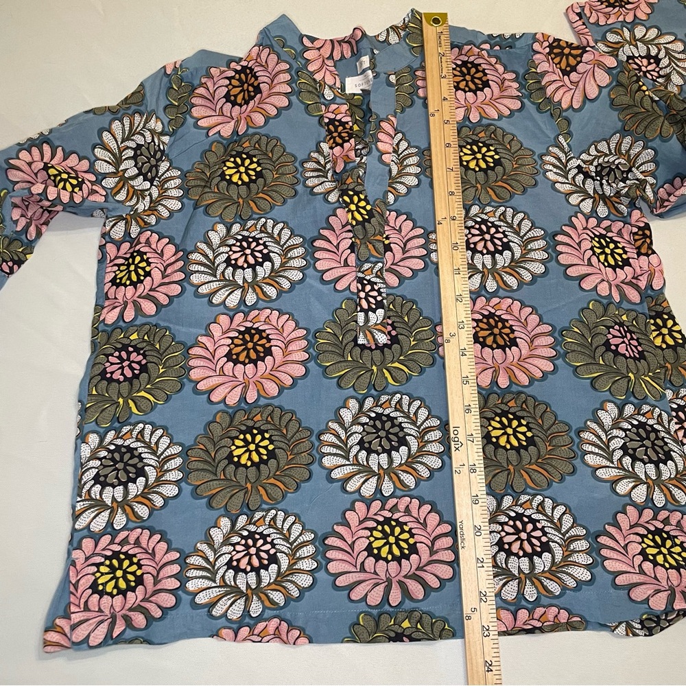 Ann Taylor Women's Top, size S, Split Neck, Blue Floral, Softened Collection - Picture 13 of 14